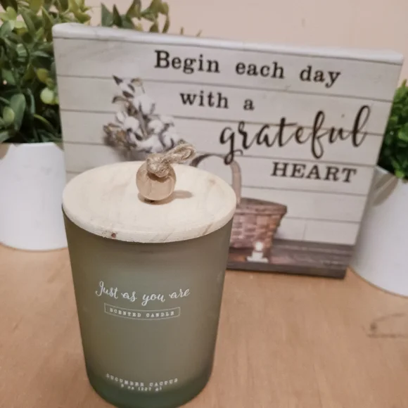 CUCUMBER SCENT  CANDLES - Picture 2 of 2